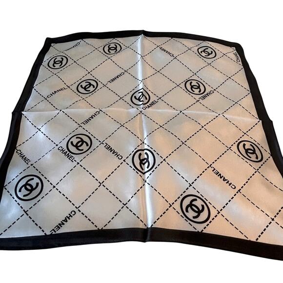 SOLD SOLD SOLD SOLD 100% SILK Luxury Scarf Designer Logo 20" Black on White Glam - Picture 4 of 5
